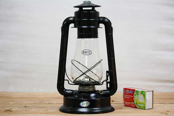 Dietz Blizzard Lantern