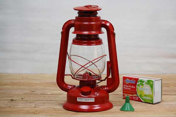 Outdoor Oil Lantern