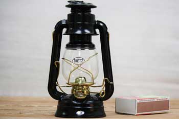 Details about   Vintage LED Oil Lamp Hurricane Lantern for Indoor Outdoor Useage Black 24x16cm 