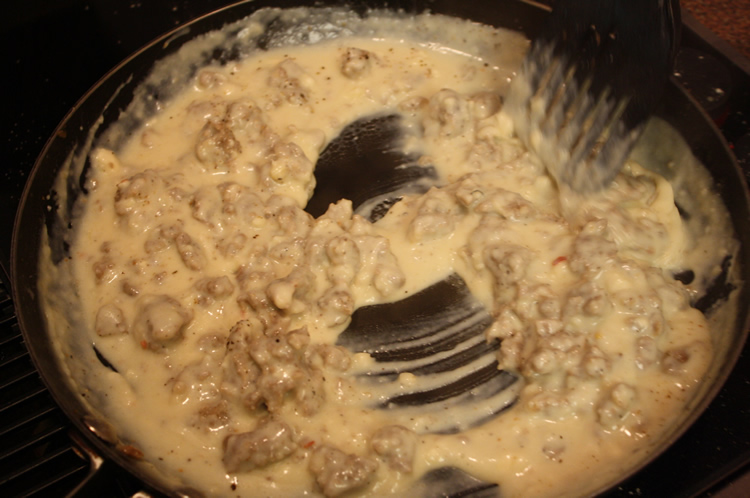 Homemade Sausage Gravy from Scratch