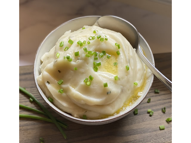 Sour Cream and Onion Mashed Potatoes