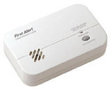 First Alert FCD2CN Plug-In Carbon Monoxide Detector