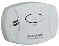 First Alert CO600 Plug-In Carbon Monoxide Detector