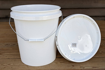 White 5 Gallon Bucket - 5 Gallon Food Grade Bucket