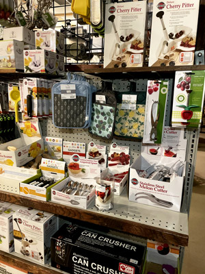 Kitchen Wares and Small Kitchen Appliances